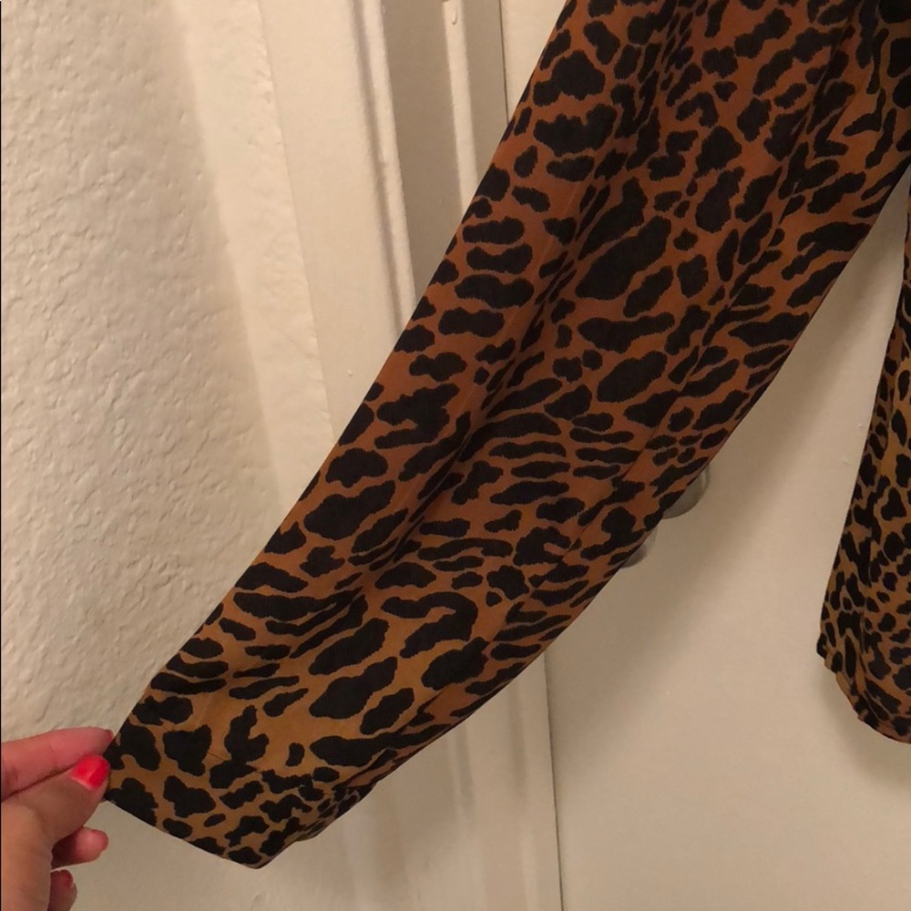 Top - Picture 2 of 4